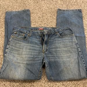 Levi jeans